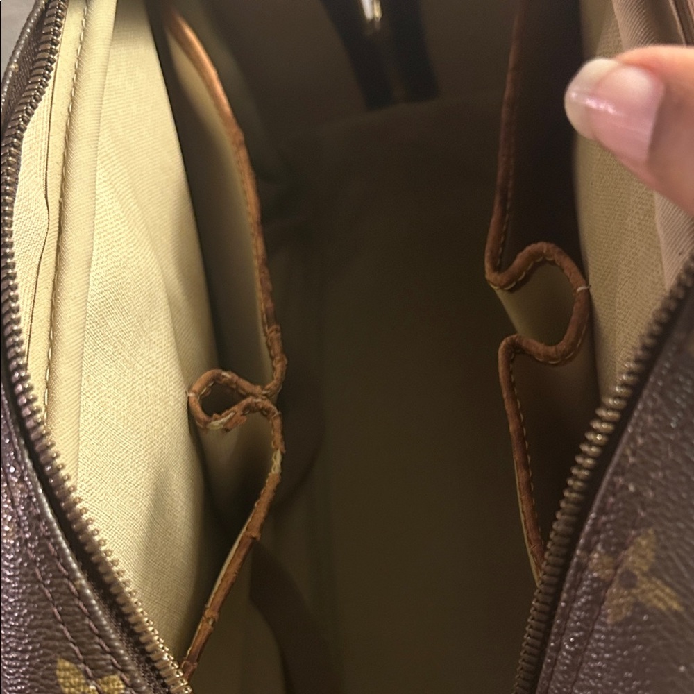 Louis Vuitton Brown Monogram Top-Handle  Deauville Satchel - Picture 12 of 13